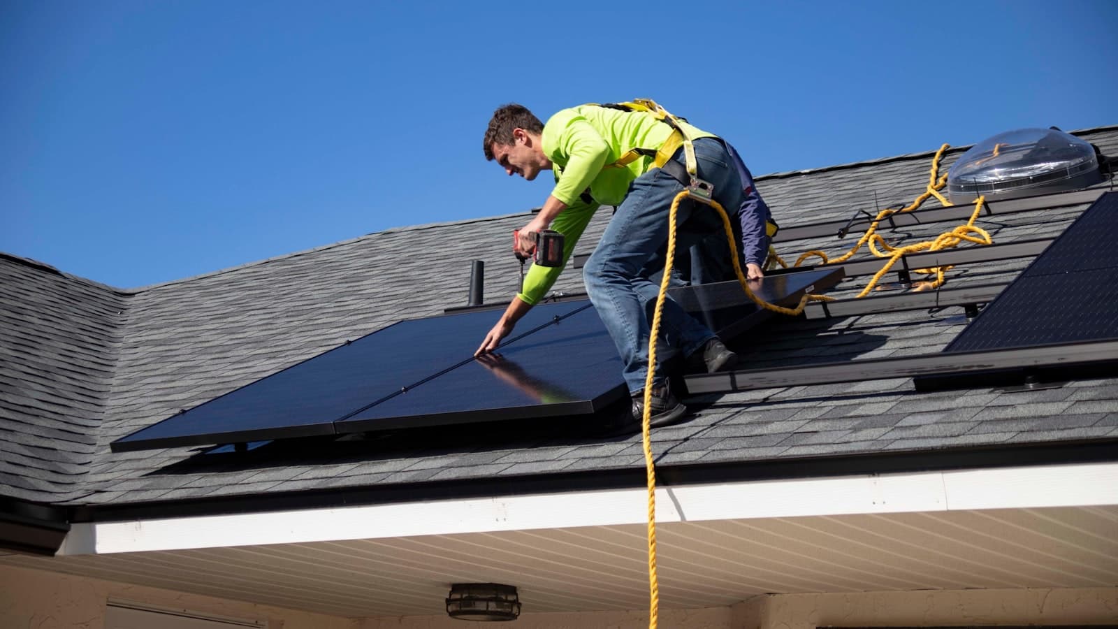 Pairing Solar Panels with an EV Charger in Murrieta: What Homeowners Should Know